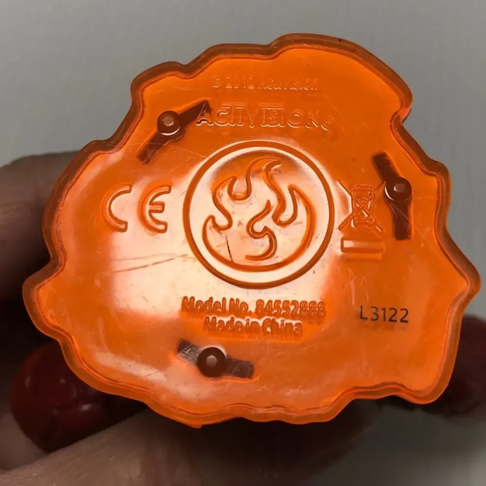 2012 Activision Skylanders Giants Lightcore Eruptor
